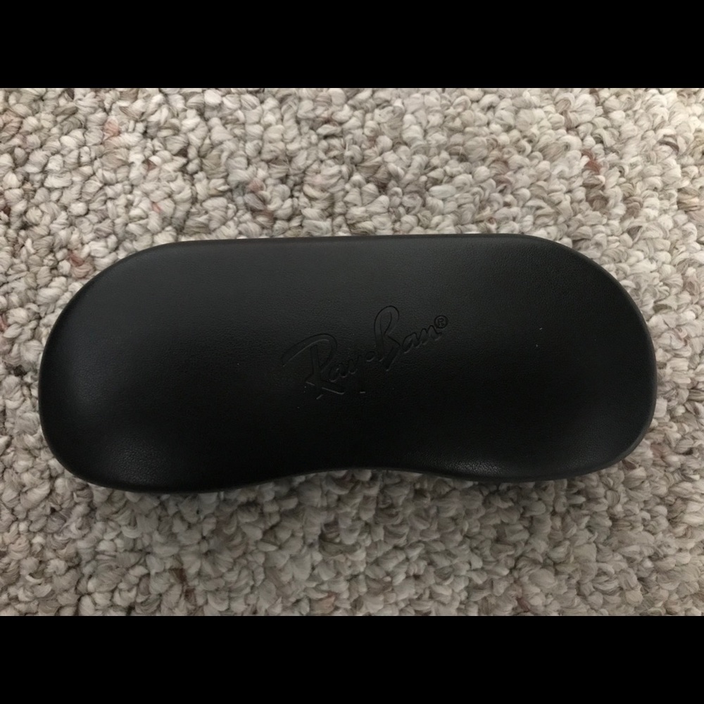 Ray Ban